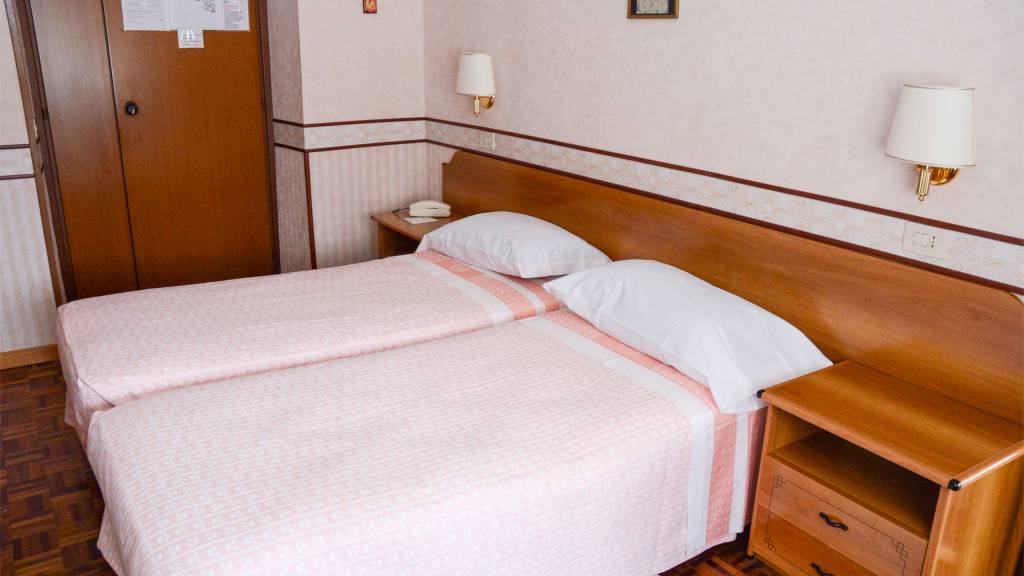 room-hotel-terminus-fiuggi-6680