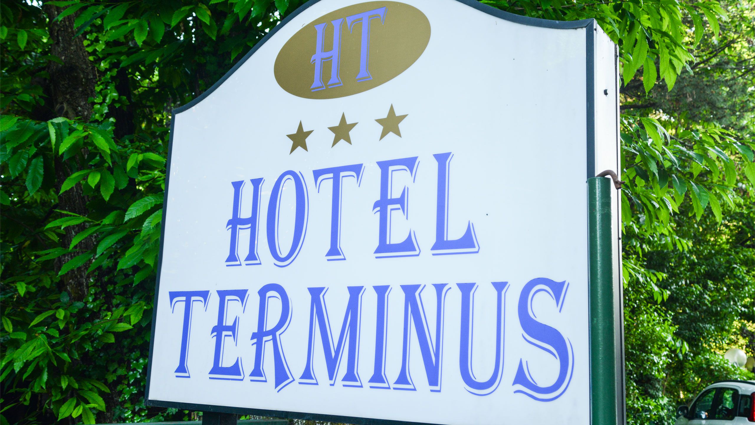 Терминус 3. Бюст отель Терминус. S. Coguin Terminus Club.